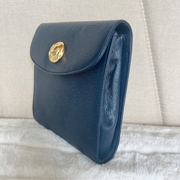 VINTAGE CHLOE Navy Blue Epi Leather Gold Chain Small Crossbody / Clutch - Picture 8 of 16